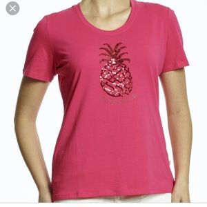 Margaritavile pink pineapple graphic Tshirt. XS